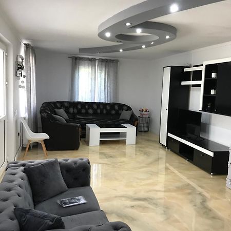 La Dede Hotel Calafat Buitenkant foto